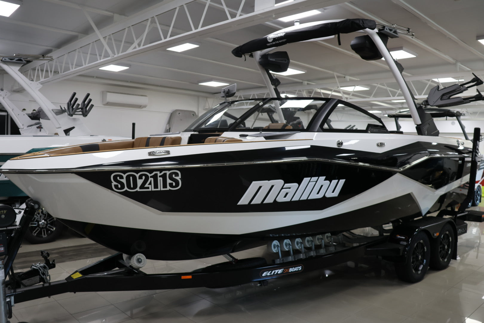 2025 Malibu Wakesetter 22LSV