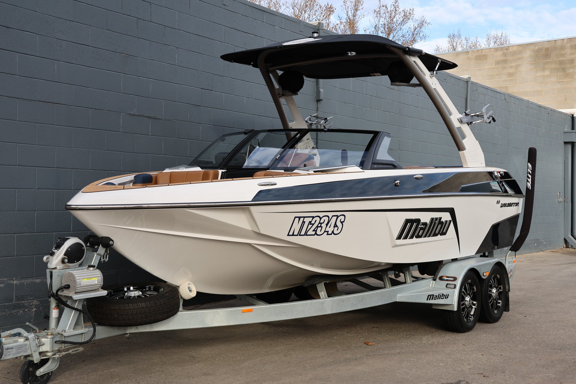 2020 Malibu Wakesetter 20VTX