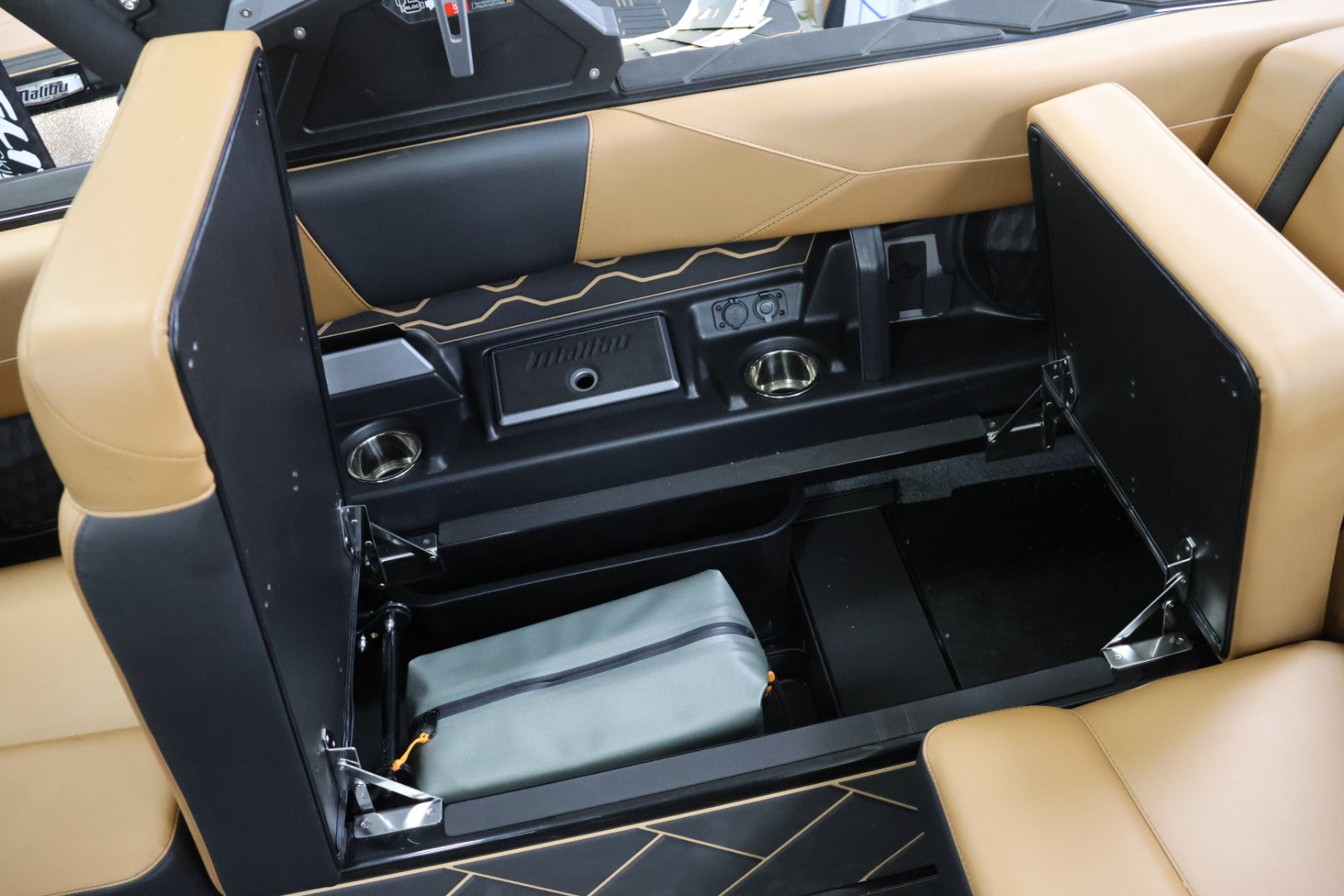 2025 Malibu Wakesetter 23LSV