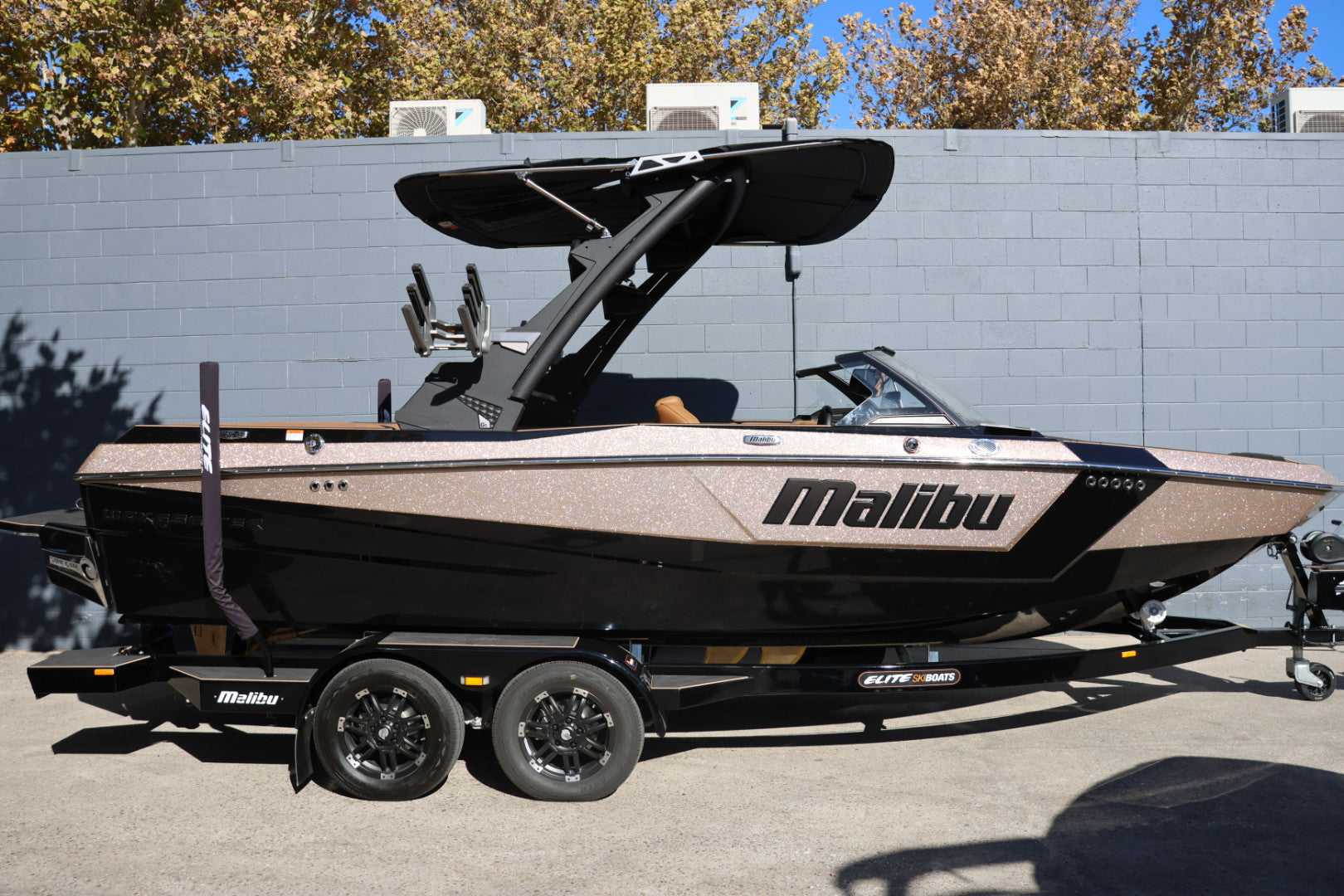 2025 Malibu Wakesetter 21LX - SOLD