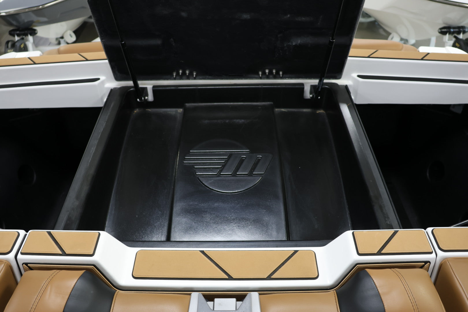 2025 Malibu Wakesetter 22LSV