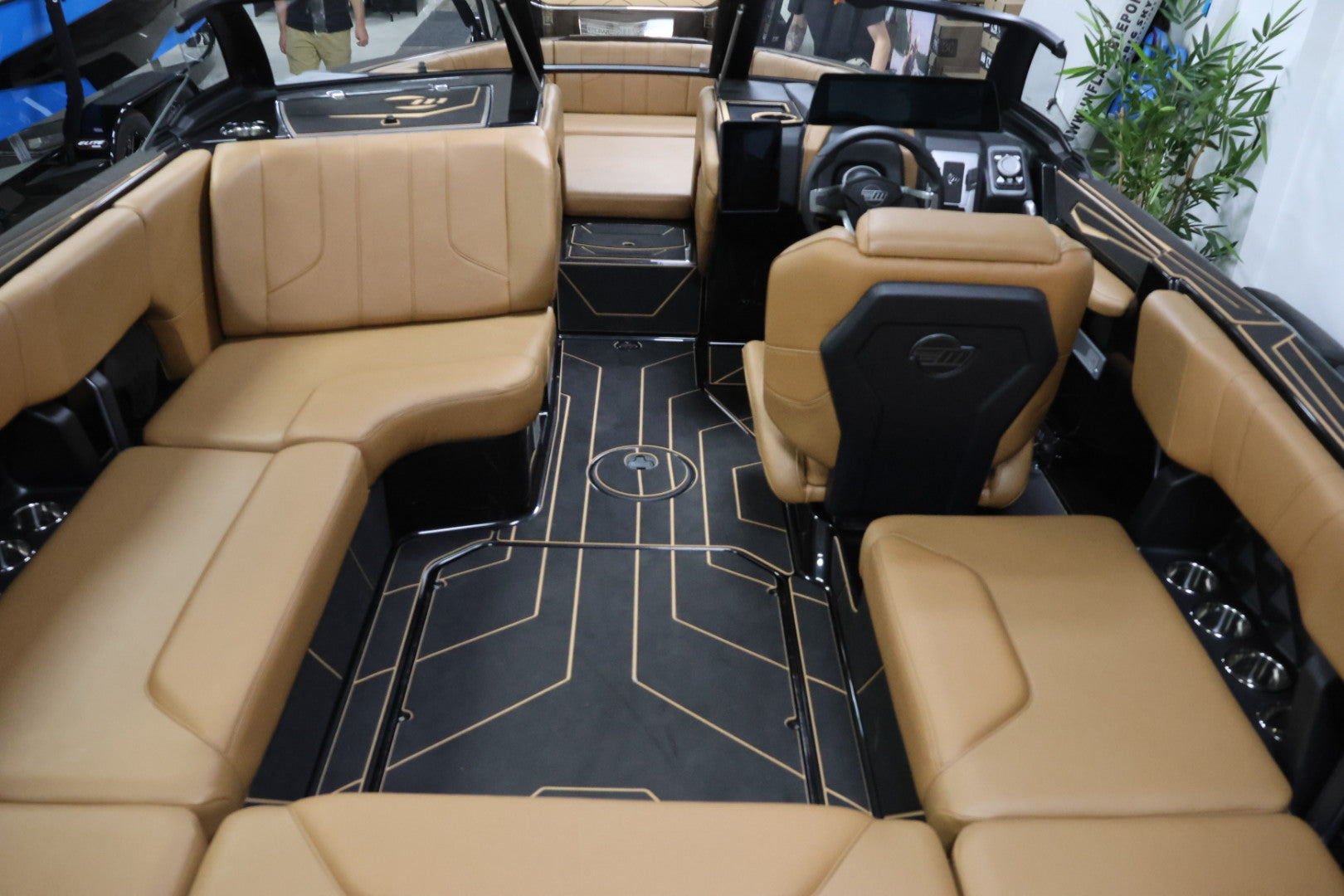 2025 Malibu Wakesetter 21LX - SOLD