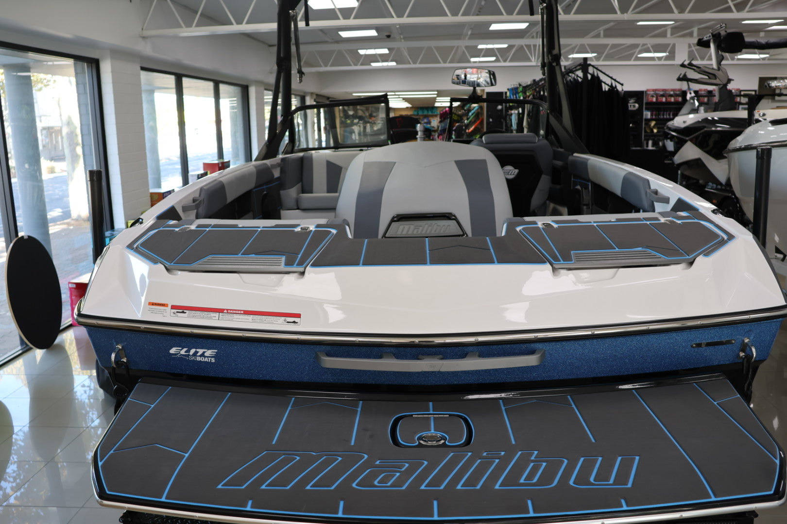 2025 Malibu Response TXi