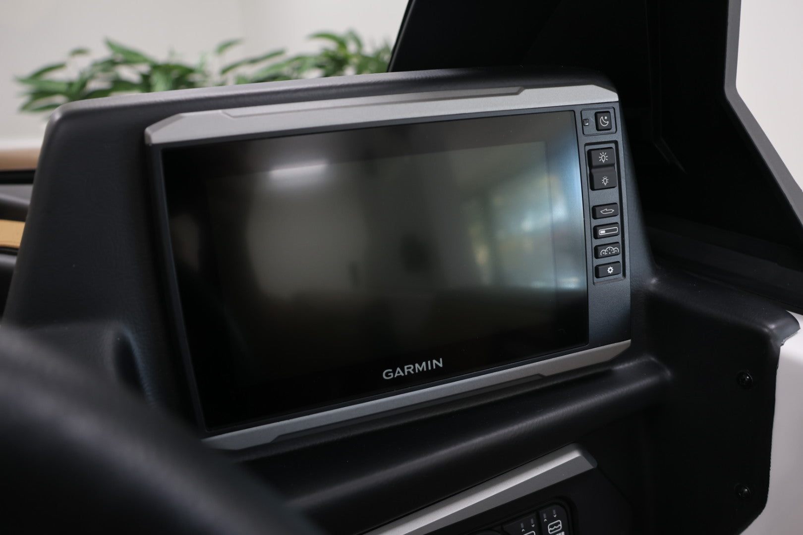 2025 Axis by Malibu T220
