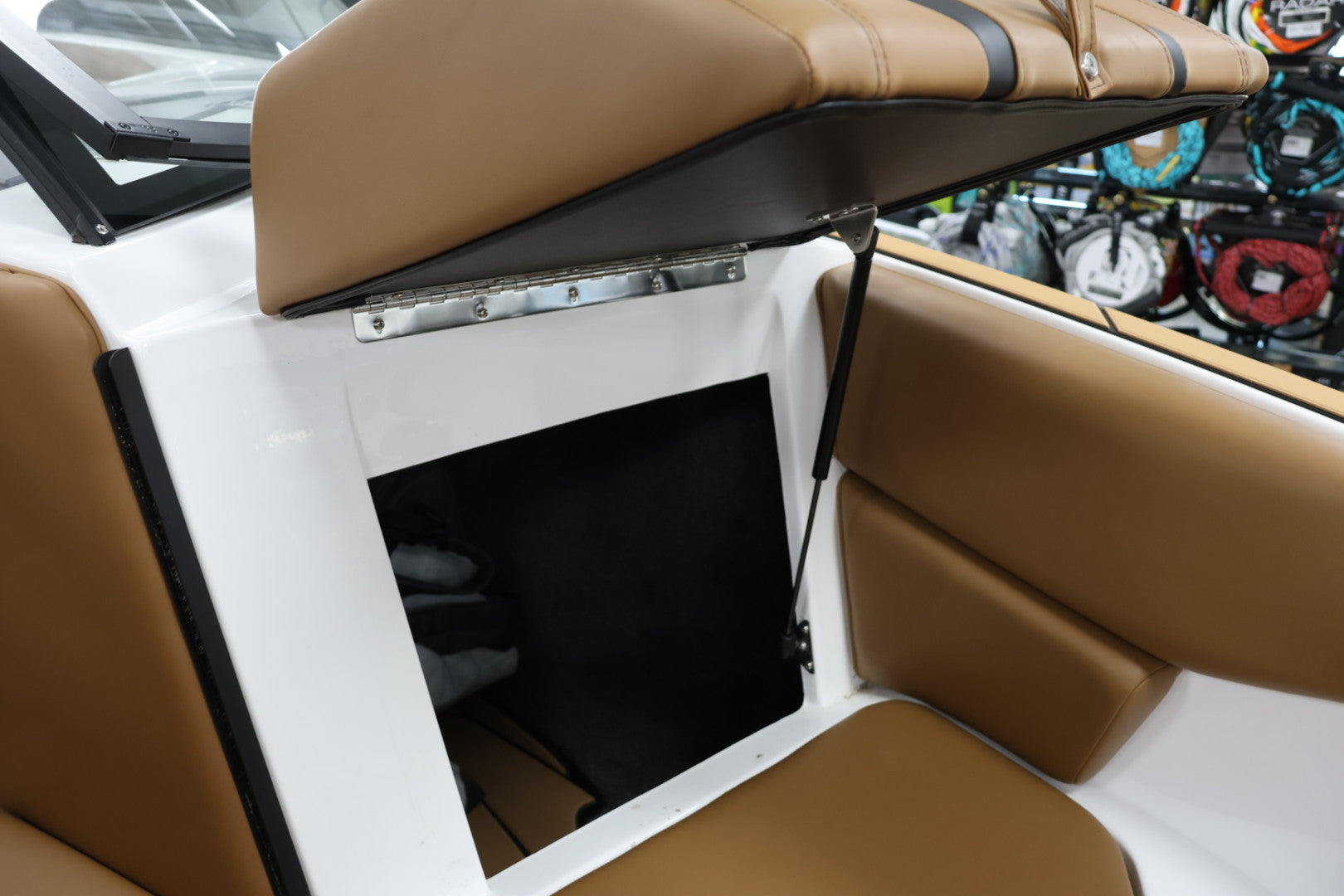 2025 Malibu Wakesetter 22LSV