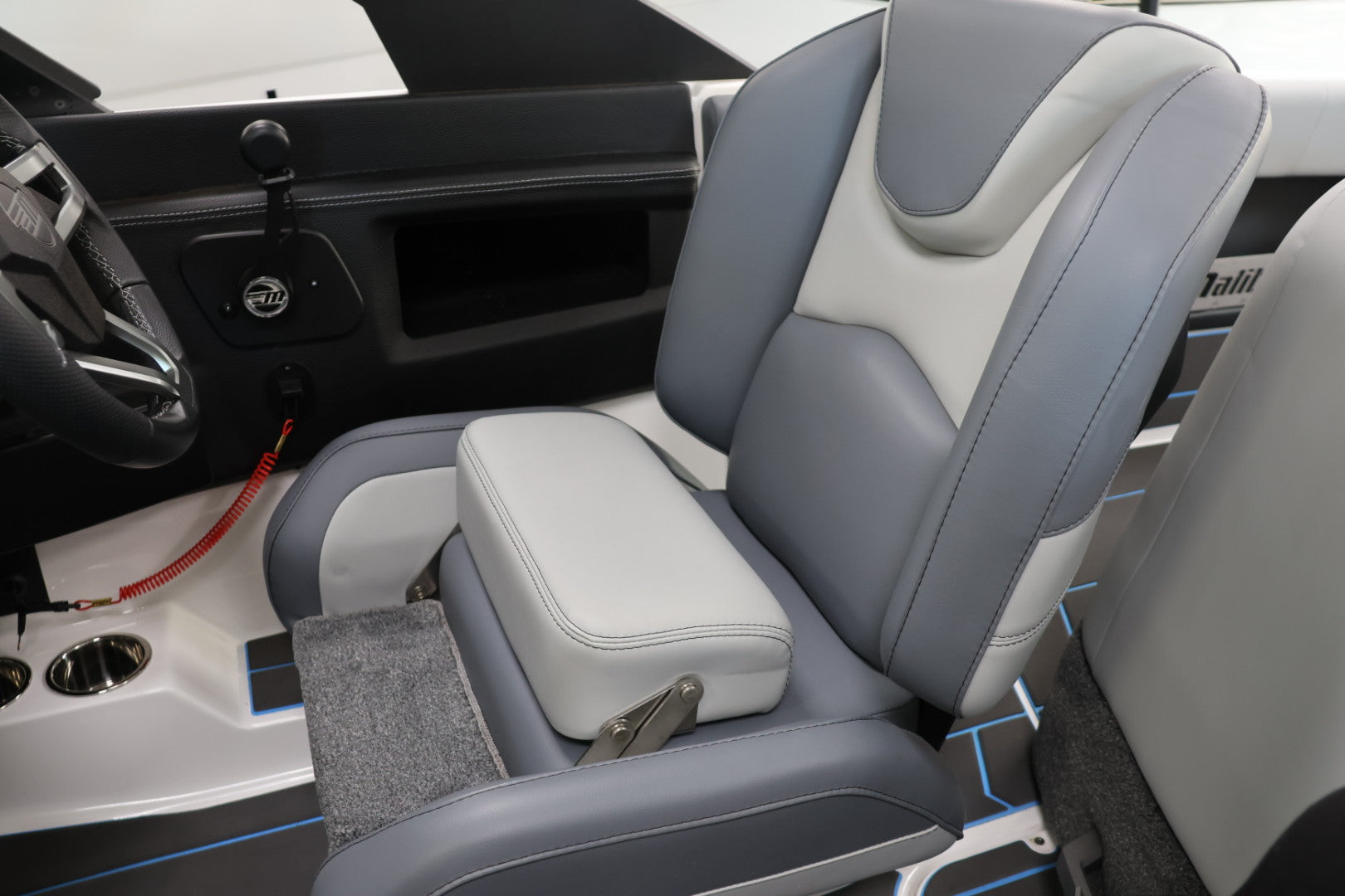 2025 Malibu Response TXi