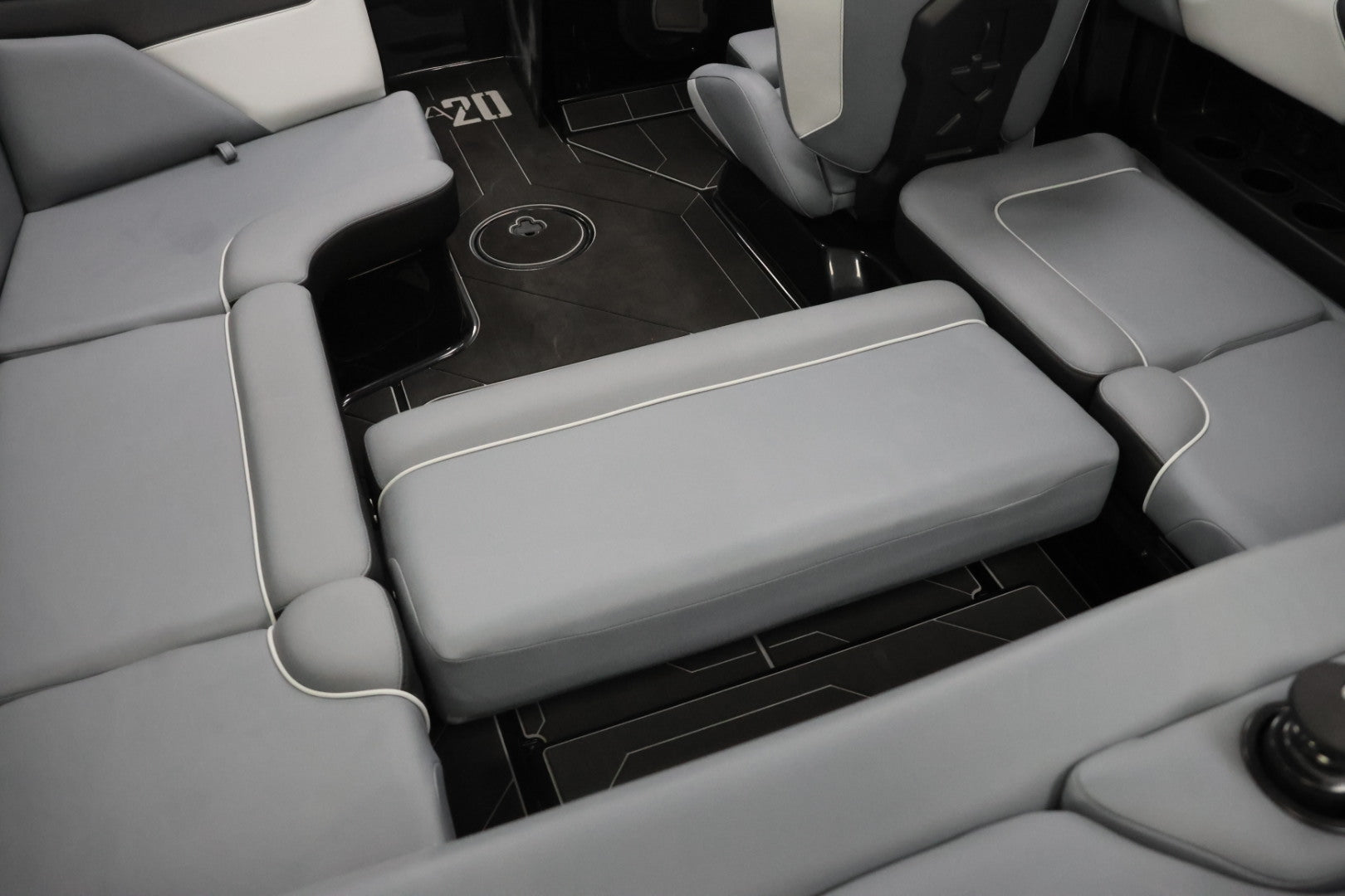 2025 Axis by Malibu A20