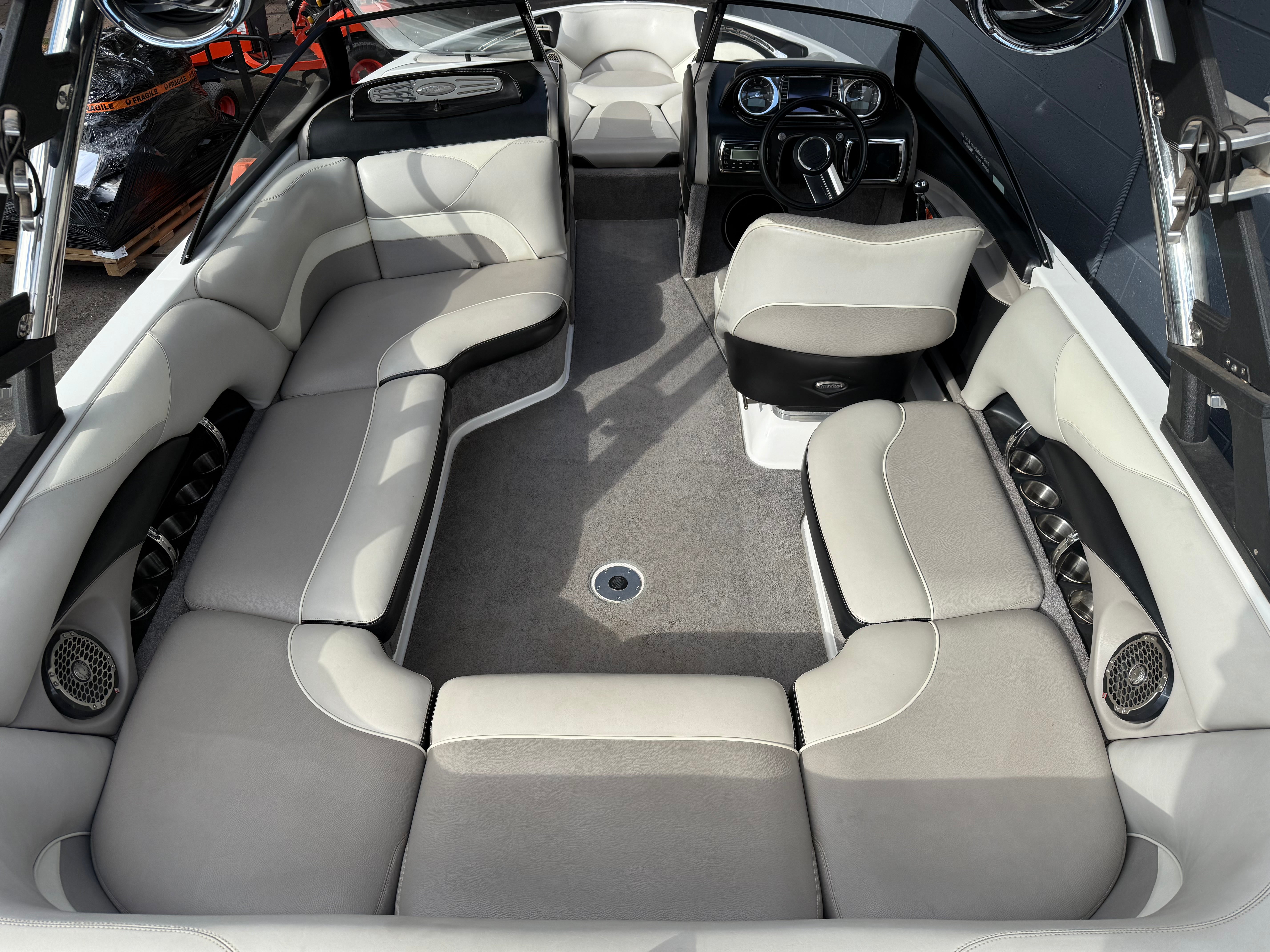 2014 Malibu Wakesetter 21VLX