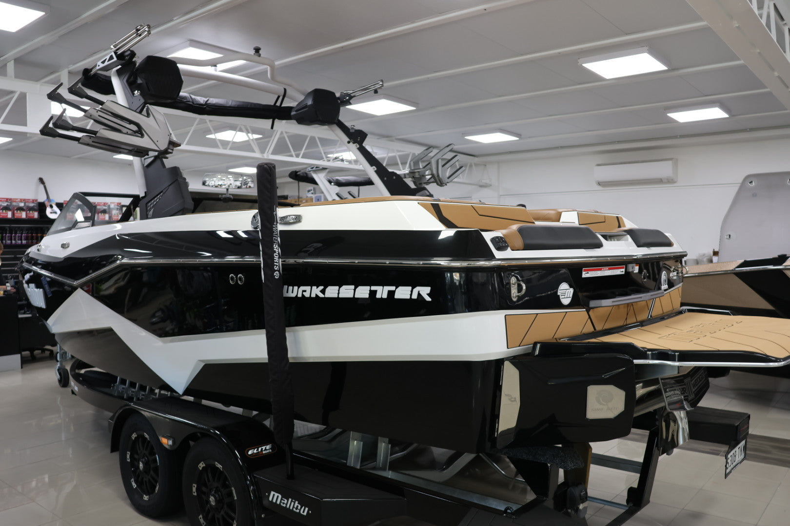 2025 Malibu Wakesetter 22LSV