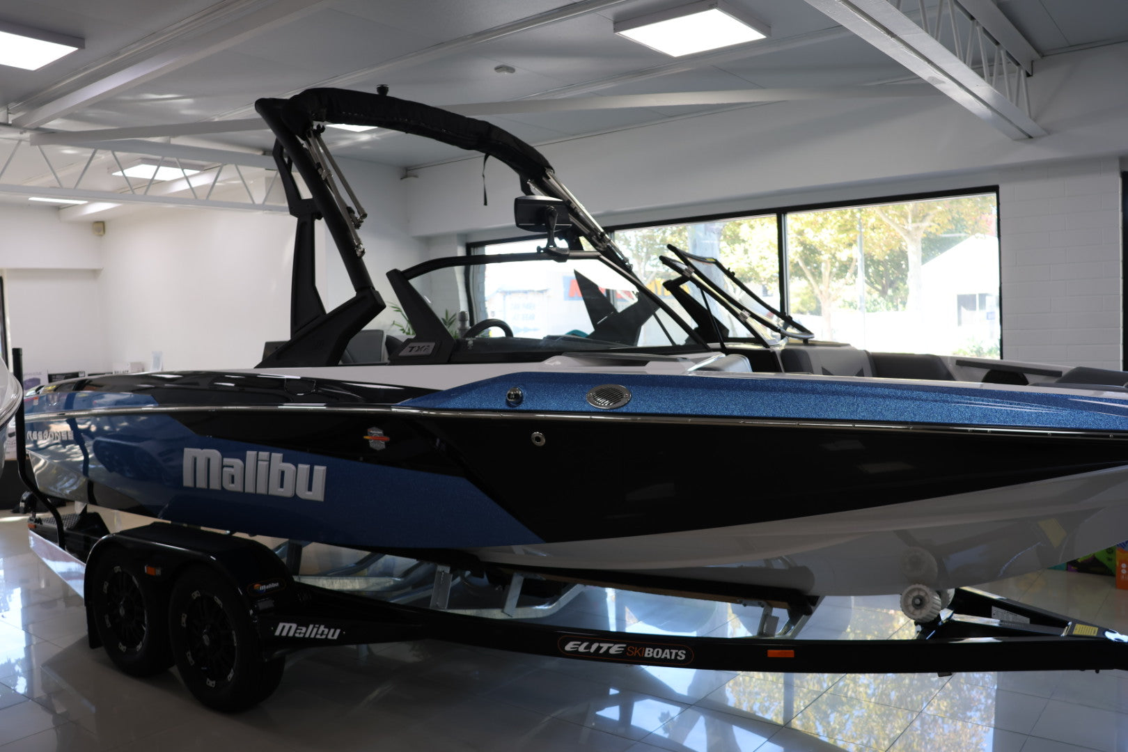 2025 Malibu Response TXi