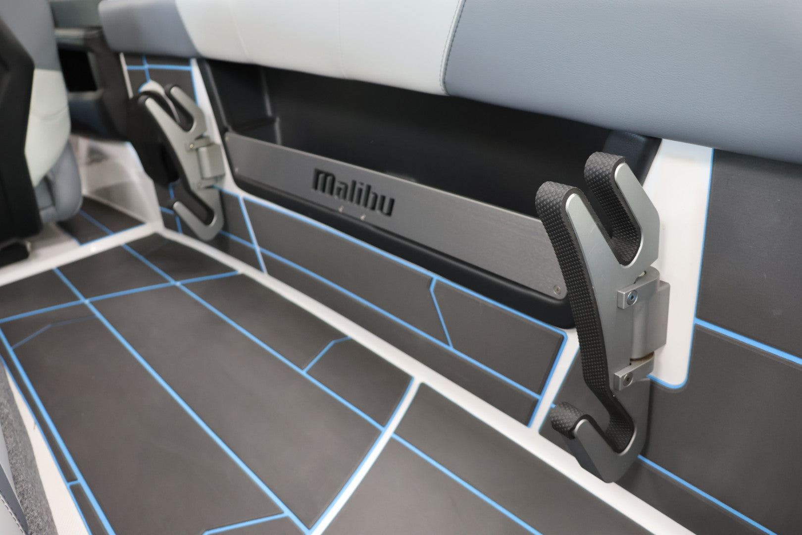 2025 Malibu Response TXi