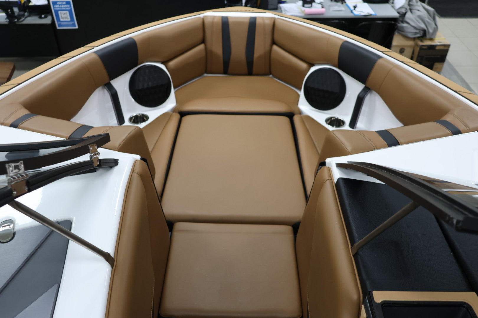 2025 Malibu Wakesetter 22LSV