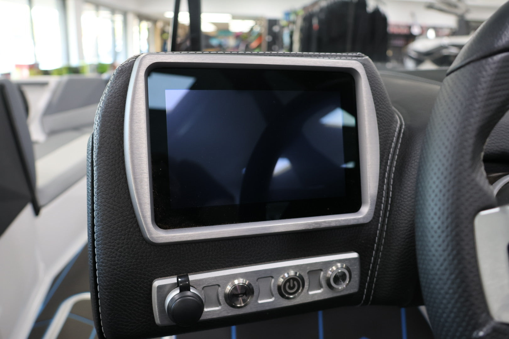2025 Malibu Response TXi