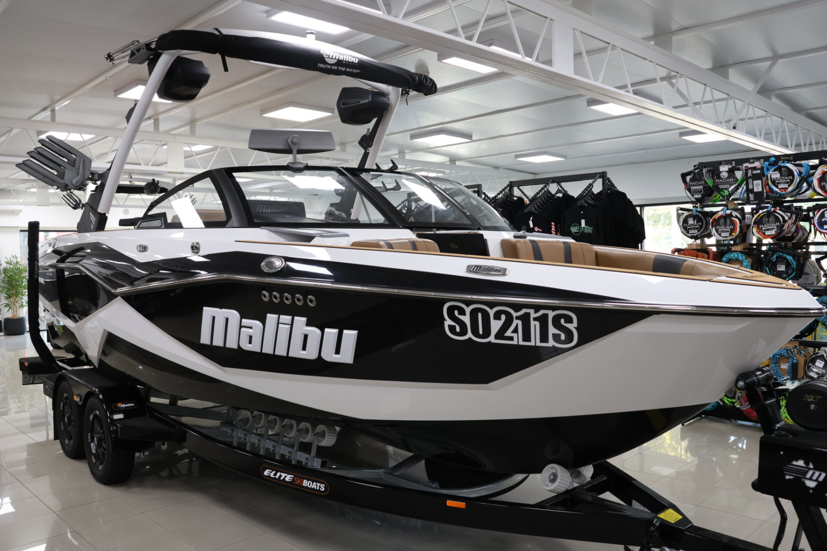 2025 Malibu Wakesetter 22LSV