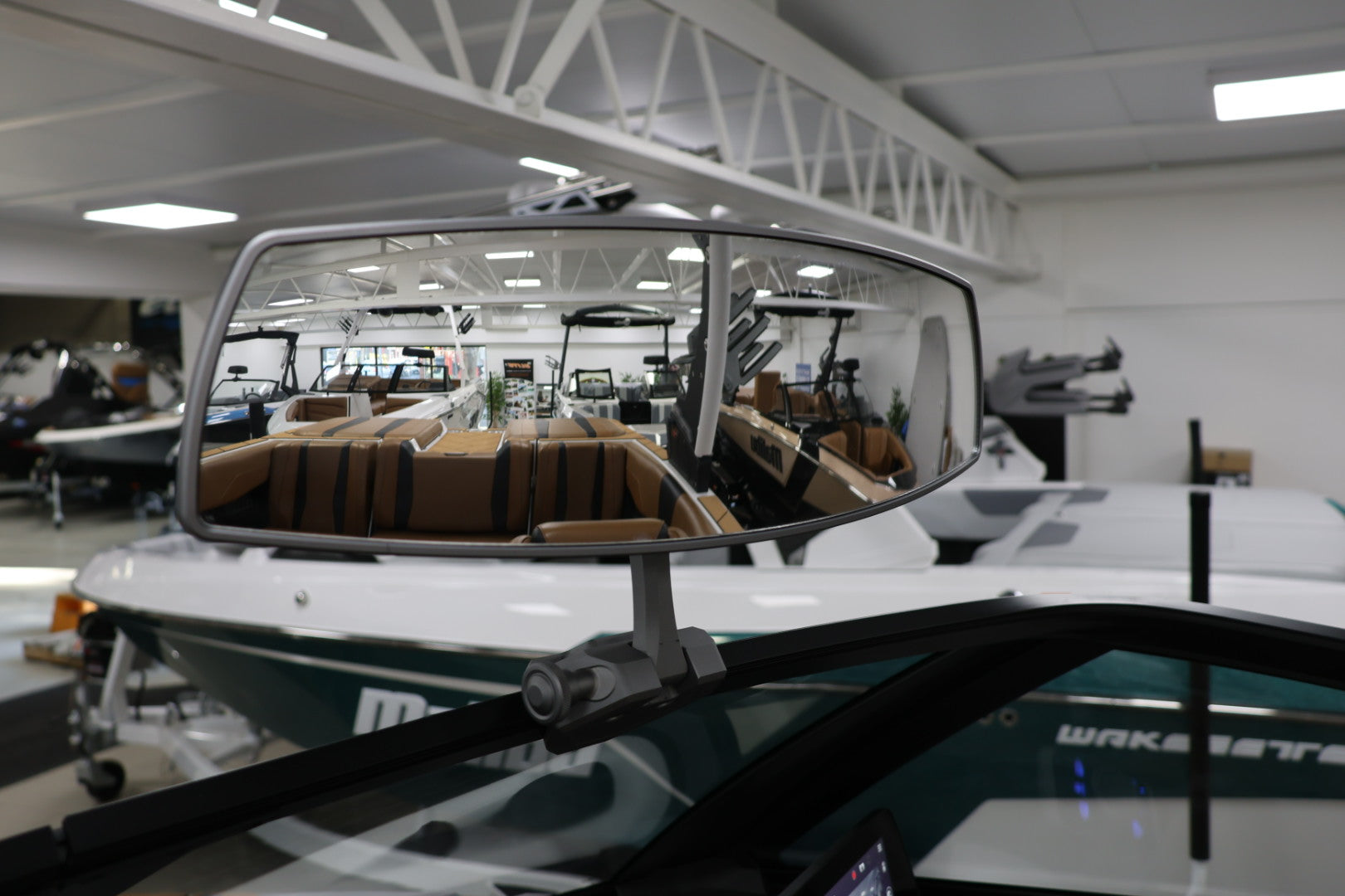 2025 Malibu Wakesetter 22LSV