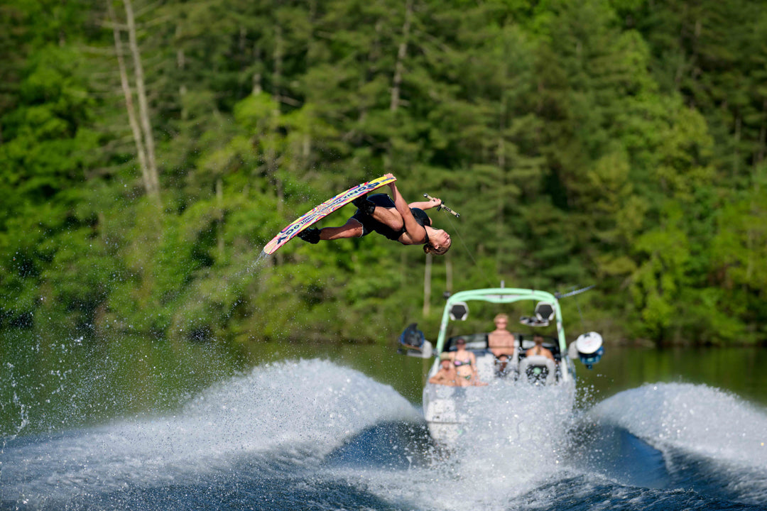 2026 Malibu Wakesetter 22LSV