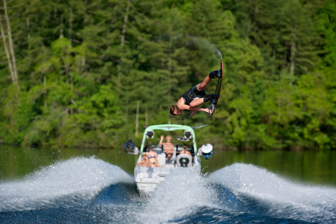 2026 Malibu Wakesetter 22LSV